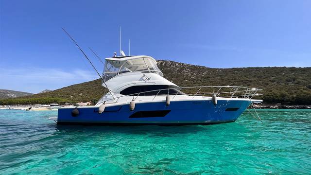 2018 RIVIERA AUSTRALIA Riviera 43 Open Flybridge