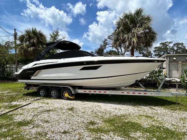 2017 CRUISERS YACHTS 338 Sport Series