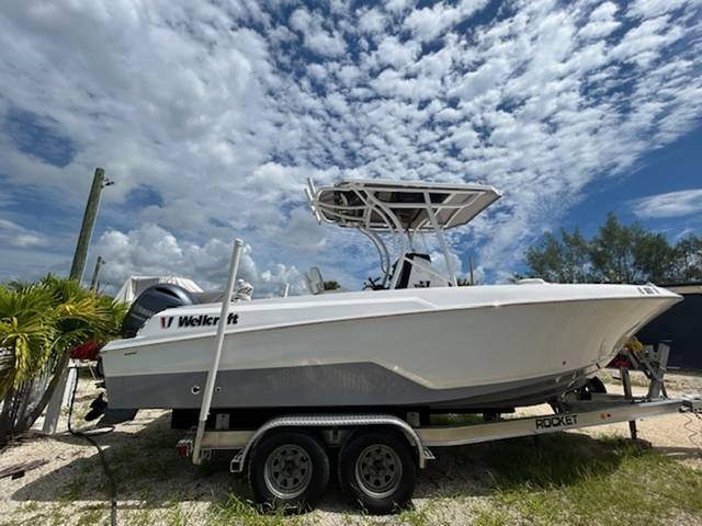 2022 WELLCRAFT 222 FISHERMAN