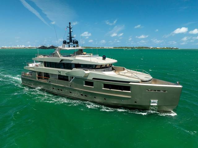2013 ADMIRAL IMPERO 40