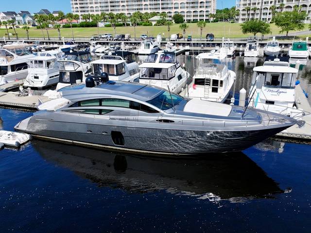 2009 PERSHING 72 PERSHING