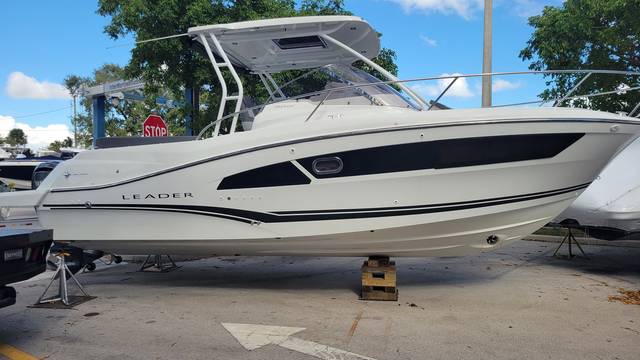 2022 JEANNEAU Leader 9.0 WA