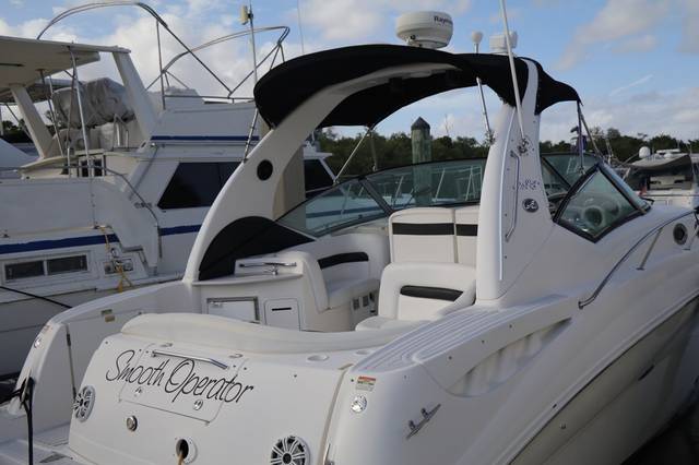 2002 SEA RAY 320 Sundancer
