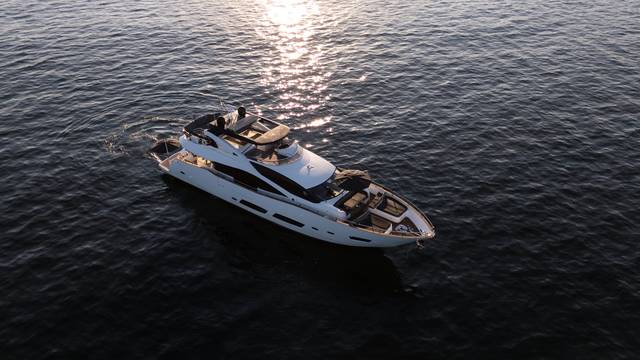 2015 SUNSEEKER 28 Meter