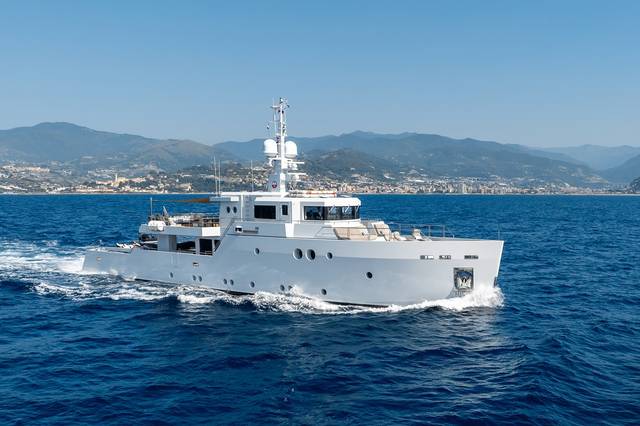 2011 TANSU YACHTS