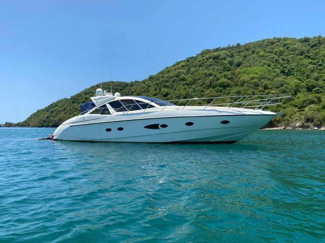 2013 AZIMUT YACHTS