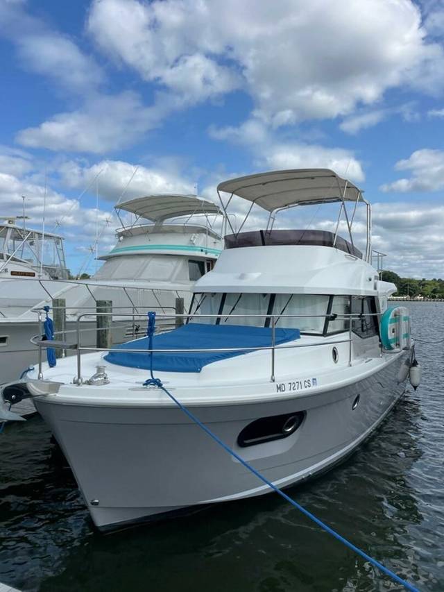 2018 BENETEAU Swift Trawler 35