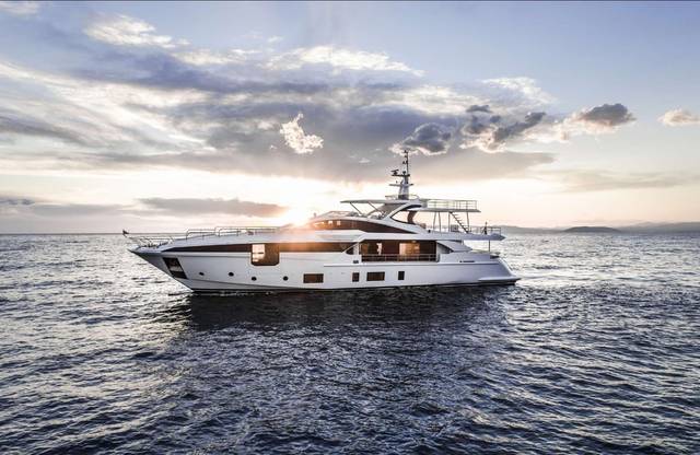 2020 AZIMUT YACHTS GRANDE 35 METRI