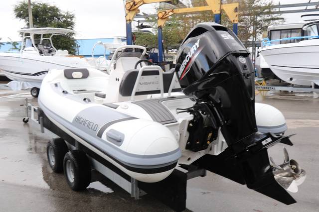 2022 HIGHFIELD SP390