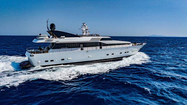 1988 CANTIERI DI PISA AKHIR 30
