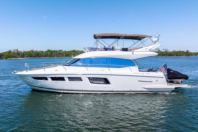 2011 PRESTIGE 500 Fly