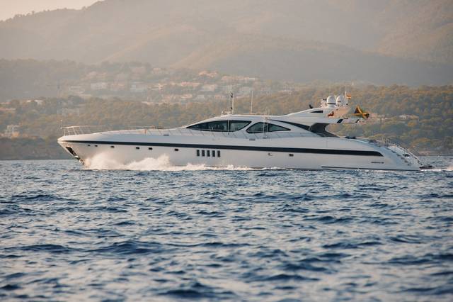 2006 OVERMARINE GROUP 130