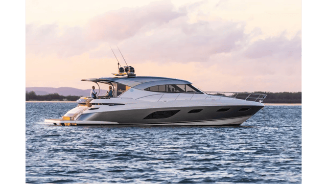 2021 RIVIERA 6000 Sport Yacht Platinum Edition