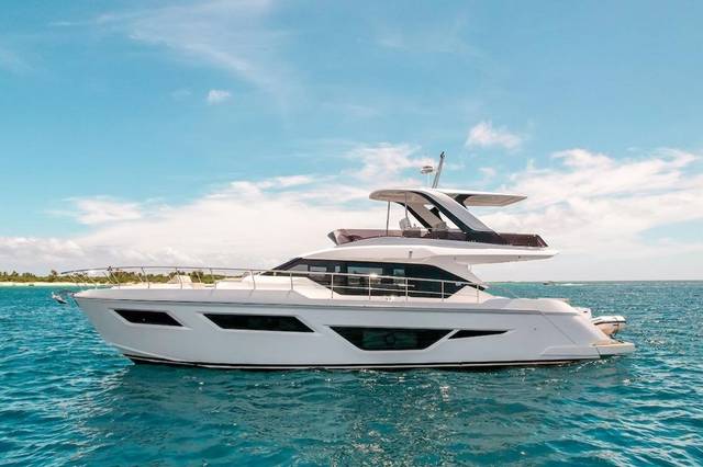 2024 FERRETTI 580