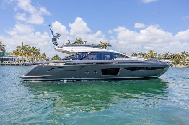 2023 AZIMUT YACHTS S8