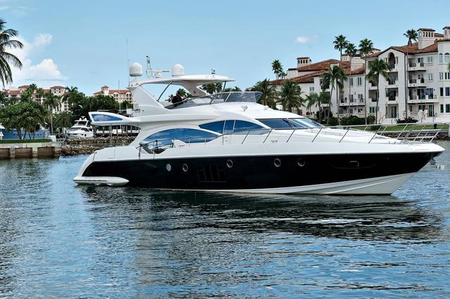 2013 AZIMUT YACHTS 70