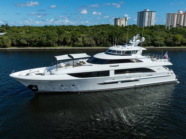 2018 WESTPORT RAISED PILOTHOUSE M/Y