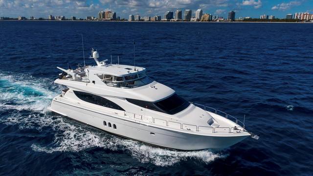 2007 HATTERAS 80