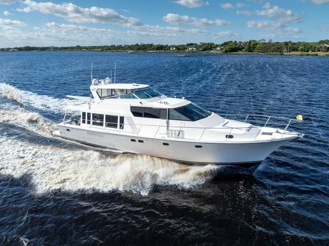 2008 PACIFIC MARINER 65 Motor Yacht