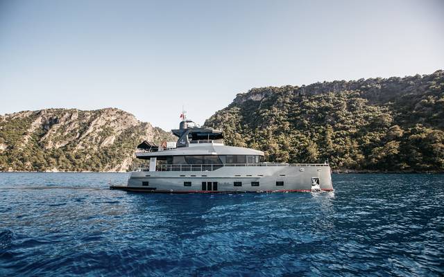 2022 BERING YACHTS BERING 70