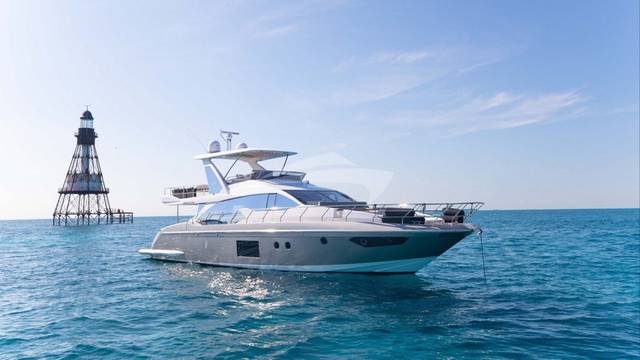 2018 AZIMUT YACHTS 66 Flybridge