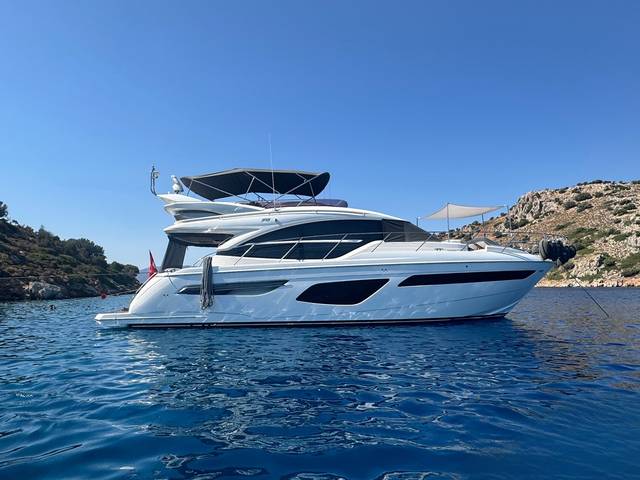 2021 PRINCESS YACHTS F55