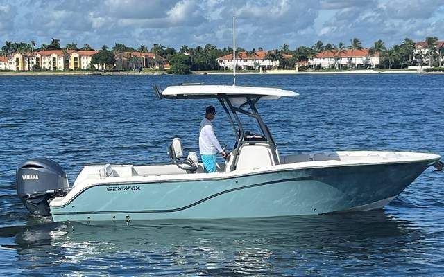 2022 SEAFOX 248 Commander