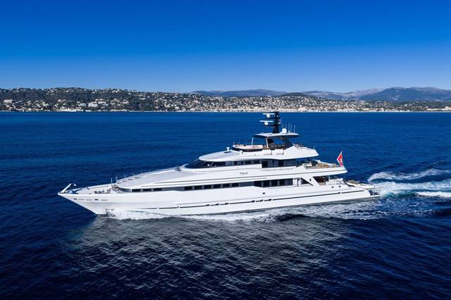 1993 HEESEN YACHTS Aluminium semi displacement motor yacht