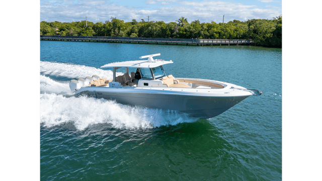 2026 HCB 42 Lujo