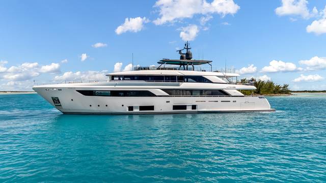 2023 CUSTOM LINE NAVETTA 42
