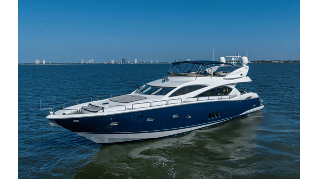 2005 SUNSEEKER 82 Yacht