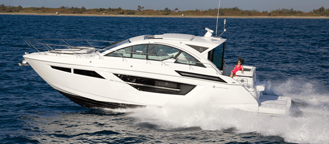 2018 CRUISERS YACHTS 50 Cantius