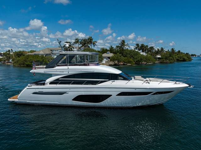 2020 PRINCESS YACHTS F70