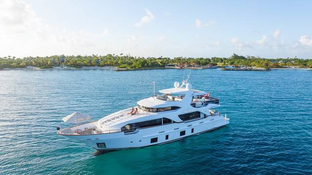 2011 BENETTI YACHTS Delfino 93