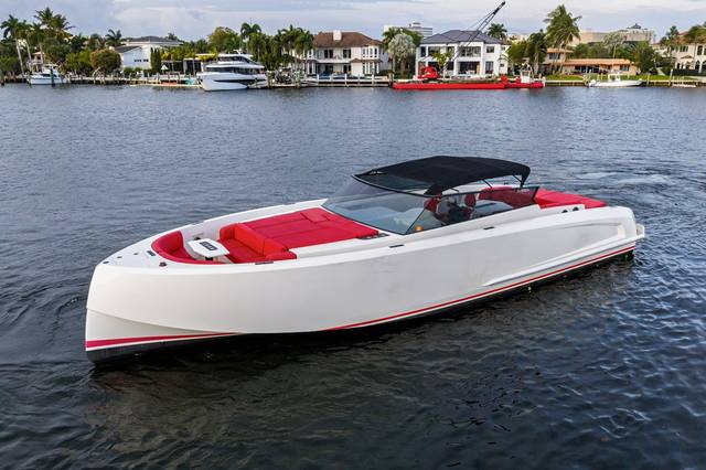 2016 VANQUISH YACHTS