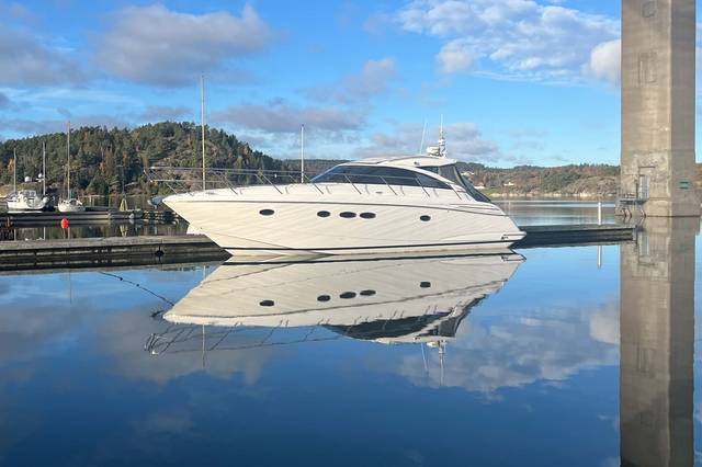 2012 PRINCESS YACHTS PRINCESS V45