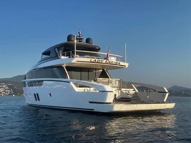 2018 SANLORENZO YACHTS SX88