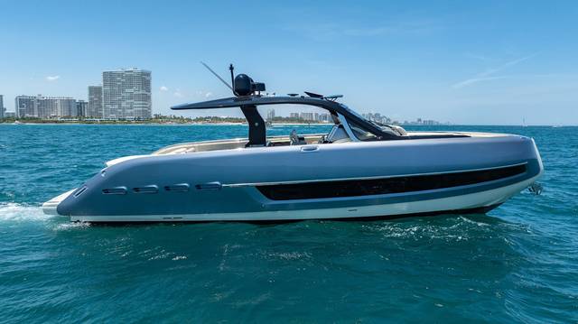 2024 INVICTUS TT460