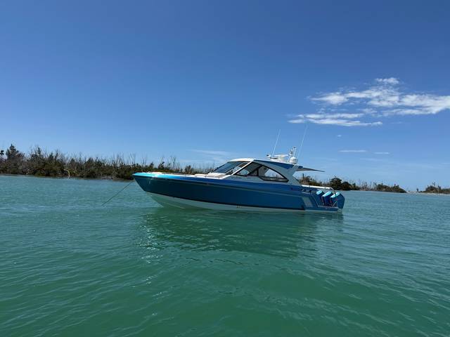 2024 FORMULA POWER BOATS 400 Super Sport Crossover