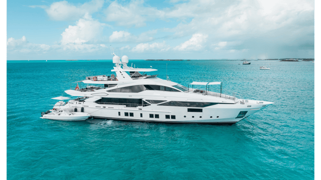 2014 BENETTI YACHTS Veloce 140