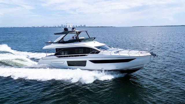 2023 AZIMUT YACHTS 68 Fly