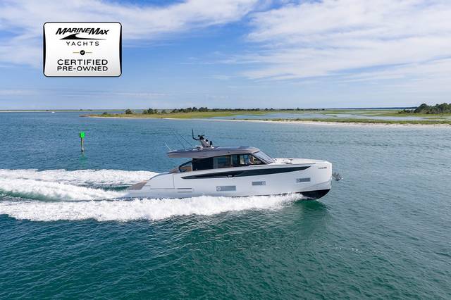 2025 AZIMUT YACHTS Seadeck 6