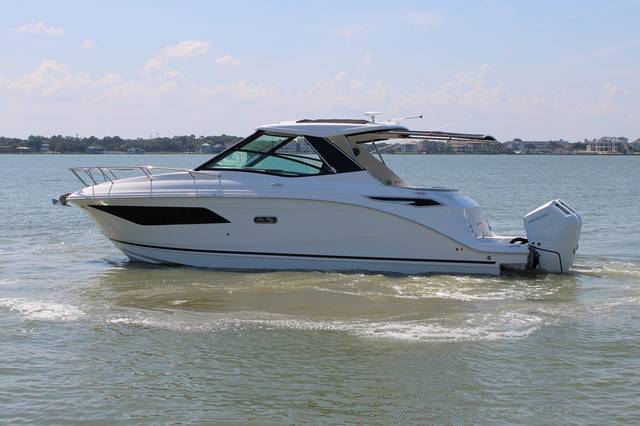 2026 SEA RAY Sundancer 320 Outboard