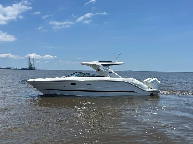 2026 SEA RAY SLX 310 Outboard