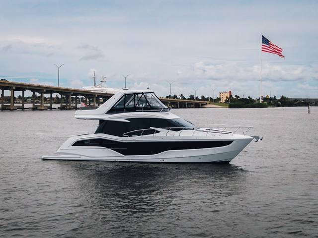 2025 GALEON YACHTS 500 FLY