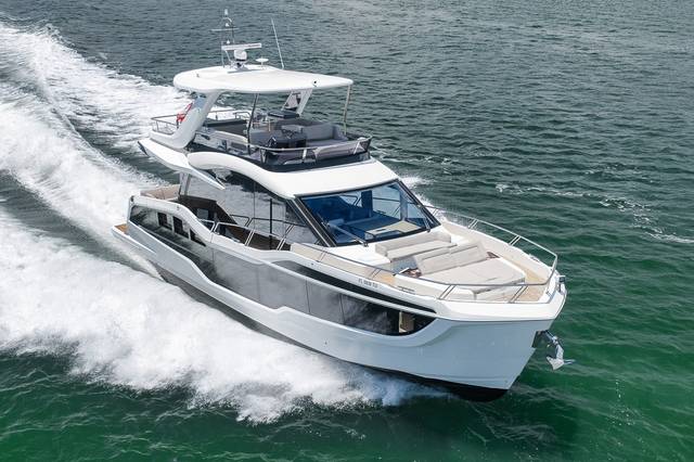 2023 GALEON YACHTS 560 Fly