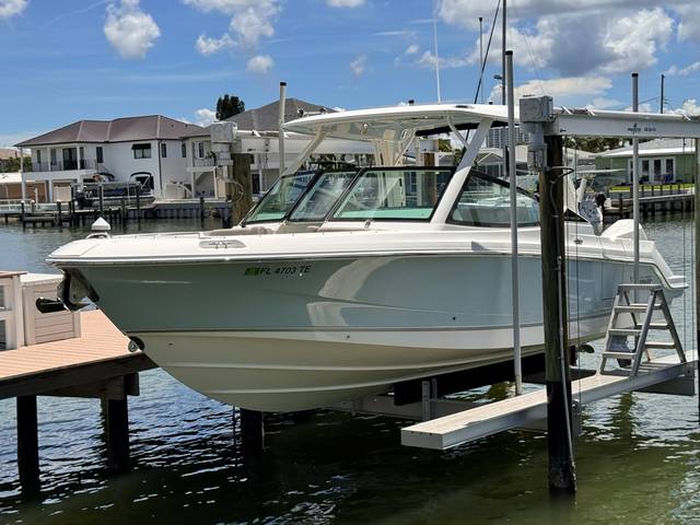 2022 BOSTON WHALER 280 VANTAGE