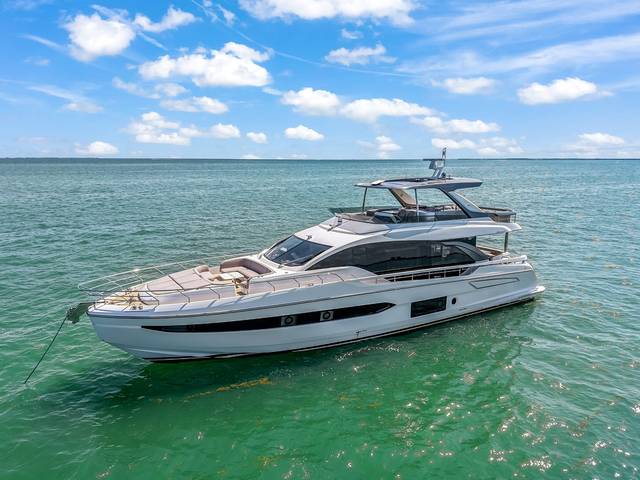2025 AZIMUT YACHTS 78 FLY