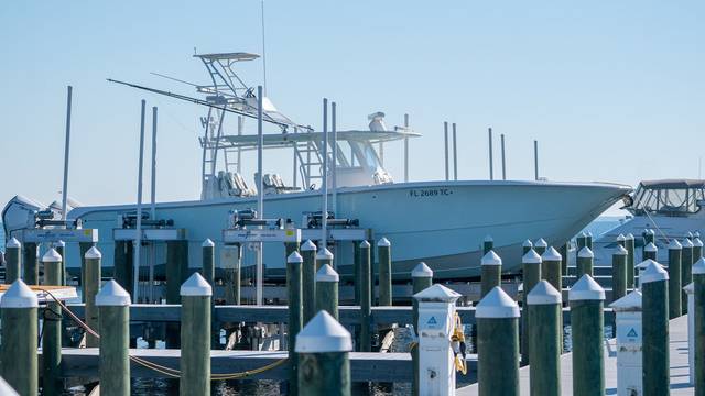 2022 INVINCIBLE 46 CATAMARAN