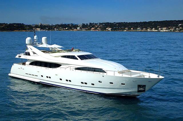 2001 CRN Customline 112